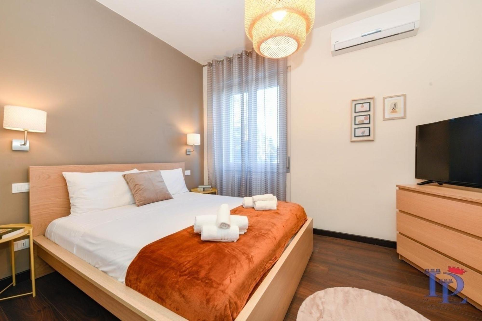 Desenzanoloft Official Partner Marriott Homes & Villas - A Casa Di Sara Family Apartment With Private Parking Desenzano del Garda Exteriör bild